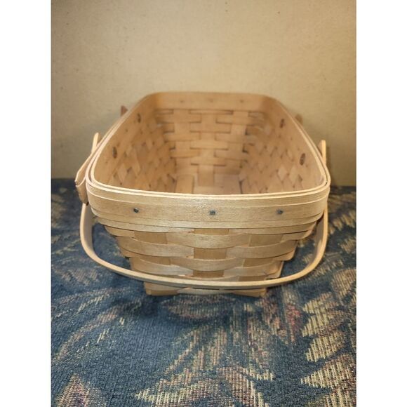 Vintage Longaberger Medium Gathering Basket with Swing Handles - Picture 4 of 11